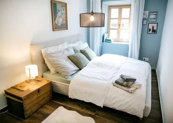 Apartment Aussee- Beletage Salzherrenhof- Kueche, Wlan, Netflix